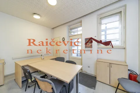 Prodaja, trosoban stan, 92m², Stari Grad, Beograd - image 10