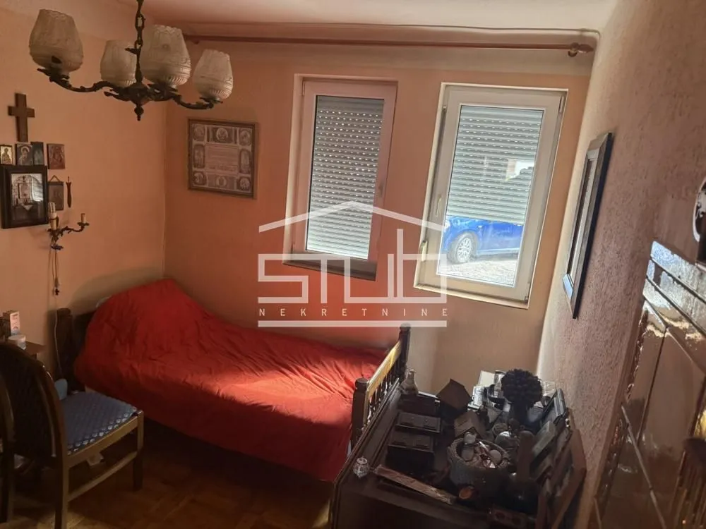 Sale, four bedroom apartment, 64m², Karaburma, Palilula Sve Podlokacije