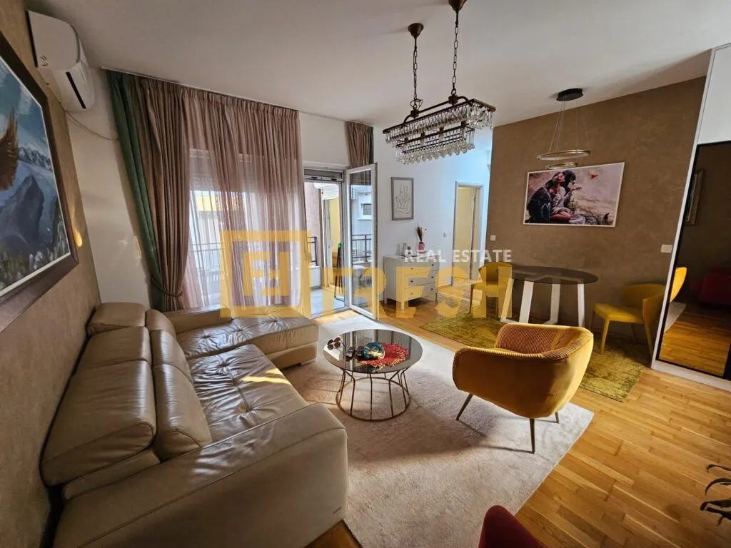 Prodaja, dvosoban stan, 65m², Budva, Crna Gora