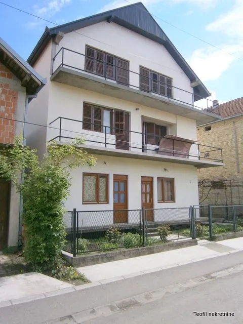 Sale, house, 340m², Nova Pazova, Stara Pazova