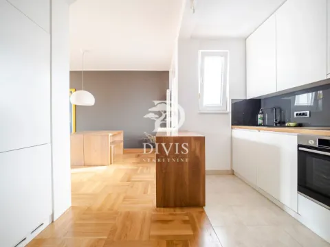 Prodaja, trosoban stan, 85m², Južni Bulevar, Vračar Sve Podlokacije - image 8