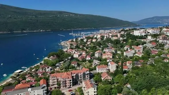 Prodaja, plac, 276m², Đenovići, Herceg Novi