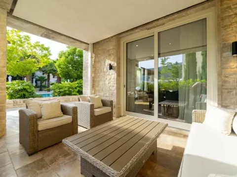 Prodaja, četvorosoban stan, 179m², Kumbor, Herceg Novi - image 17