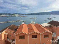 Prodaja, trosoban stan, 63m², Tivat, Crna Gora - image 1