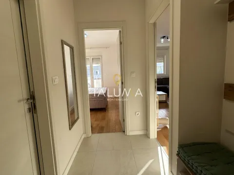 Prodaja, jednosoban stan, 49m², City Kvart, Podgorica - image 2