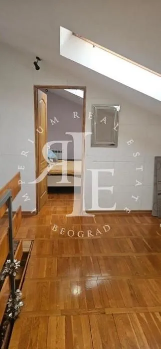 Sale, house, 108m², Kluz, Zvezdara Sve Podlokacije