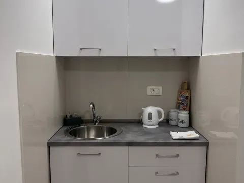 Stan-na-dan, garsonjera, 18m², Gintaš, Podgorica - image 3