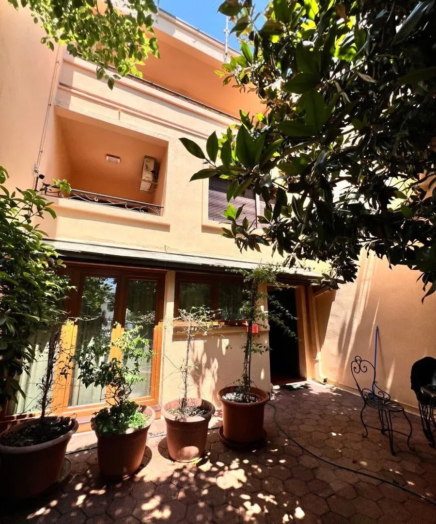Rent, house, 215m², Gorica C, Podgorica