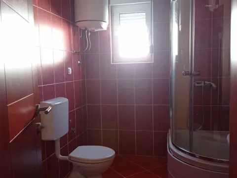 Prodaja, kuća, 300m², Bijelo Polje, Crna Gora - image 11