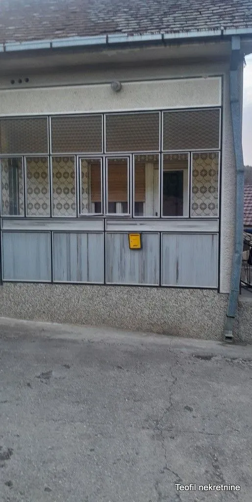 Rent, office space, 295m², Palilula, Niš