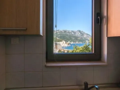 Sale, one bedroom apartment, 55m², Bečići, Budva - image 14