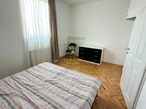 Izdavanje, kuća, 250m², Zagorič, Podgorica - image 8