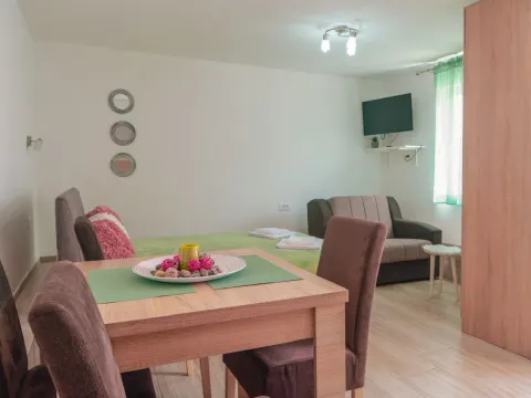 Prodaja, kuća, 130m², Žabljak II, Žabljak - image 10