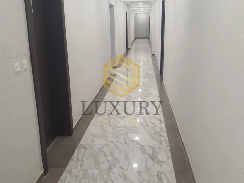 Rent, two bedroom apartment, 84m², Kod Capital Plaze, Podgorica - image 16