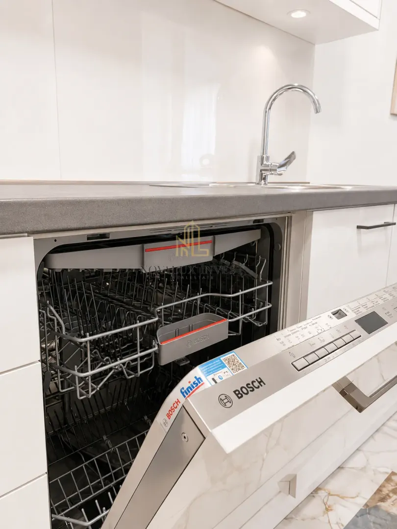Izdavanje, trosoban stan, 90m², Preko Morače, Podgorica