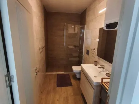 Rent, two bedroom apartment, 60m², Centar, Bar - image 2