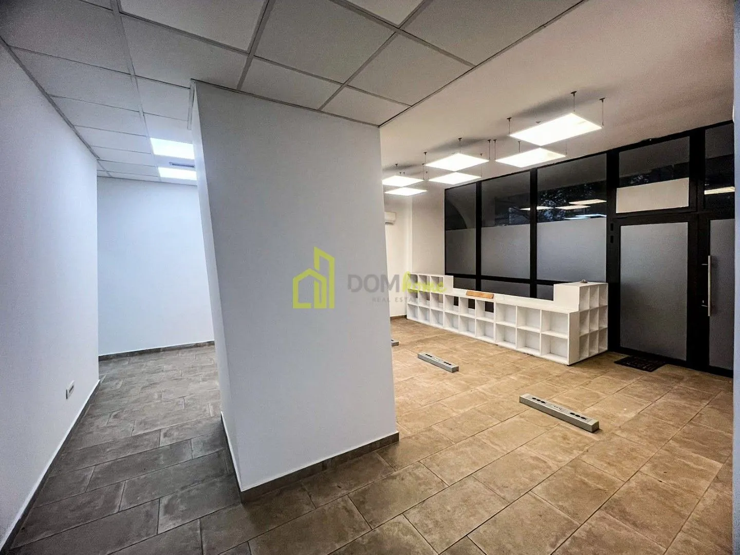 Sale, office space, 294m², Blok 5, Podgorica
