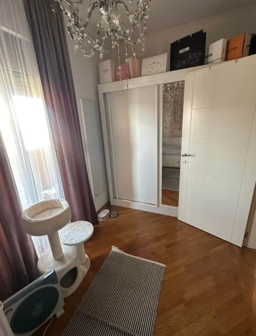 Prodaja, dvosoban stan, 86m², Stari Aerodrom, Podgorica