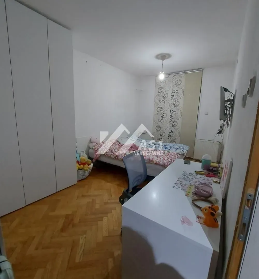 Rent, three bedroom apartment, 85m², Sajam, Novi Sad Sve Podlokacije