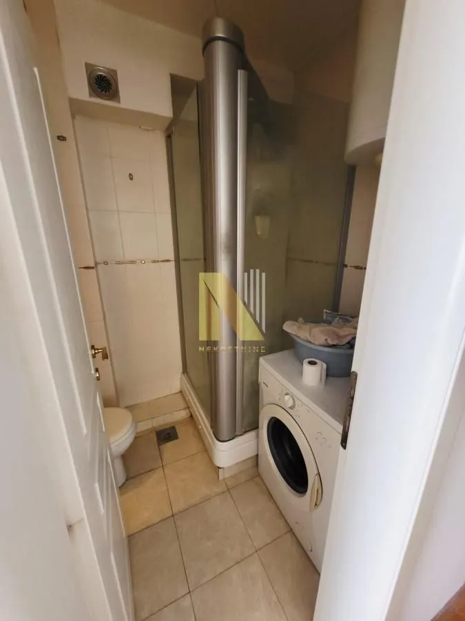 Prodaja, jednosoban stan, 29m², Centar, Novi Sad