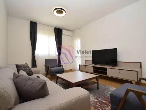 Izdavanje, dvosoban stan, 70m², New City, Podgorica - image 8