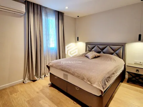 Rent, two bedroom apartment, 120m², Centar, Podgorica - image 14