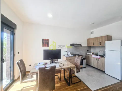 Rent, two bedroom apartment, 75m², Gorica C, Podgorica - image 6