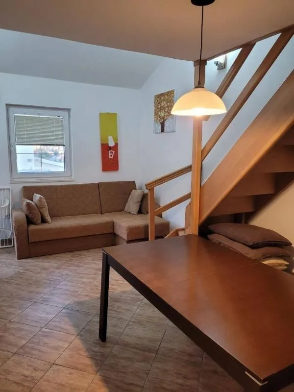 Rent, two bedroom apartment, 90m², Sutomore, Bar