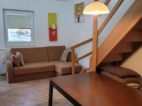 Rent, two bedroom apartment, 90m², Sutomore, Bar - image 5