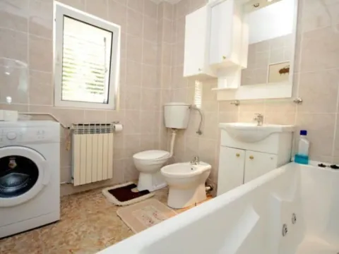 Sale, house, 176m², Rijeka Reževići, Budva - image 12