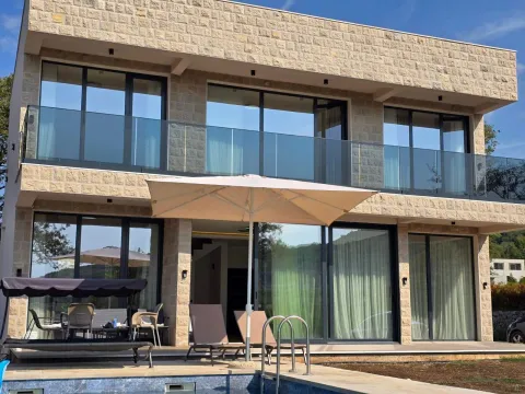 Rent, house, 250m², Višnjevo, Kotor - image 7