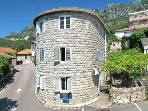 Sale, house, 150m², Blizikuće, Budva - image 40