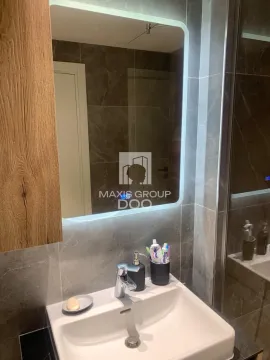 Izdavanje, dvosoban stan, 56m², Savski Venac, Beograd - image 12