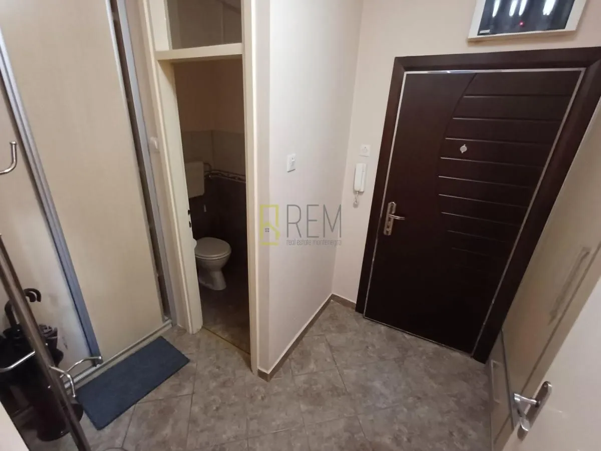Sale, two bedroom apartment, 84m², Centar, Podgorica
