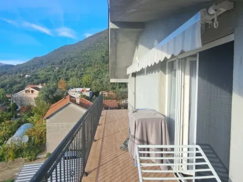 Rent, three bedroom apartment, 106m², Tripovići, Tivat - image 18