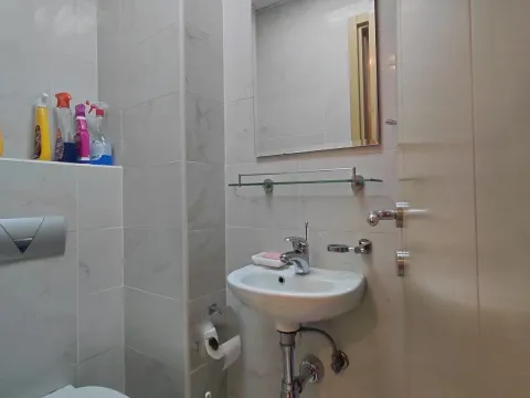 Rent, three bedroom apartment, 95m², Preko Morače, Podgorica - image 17