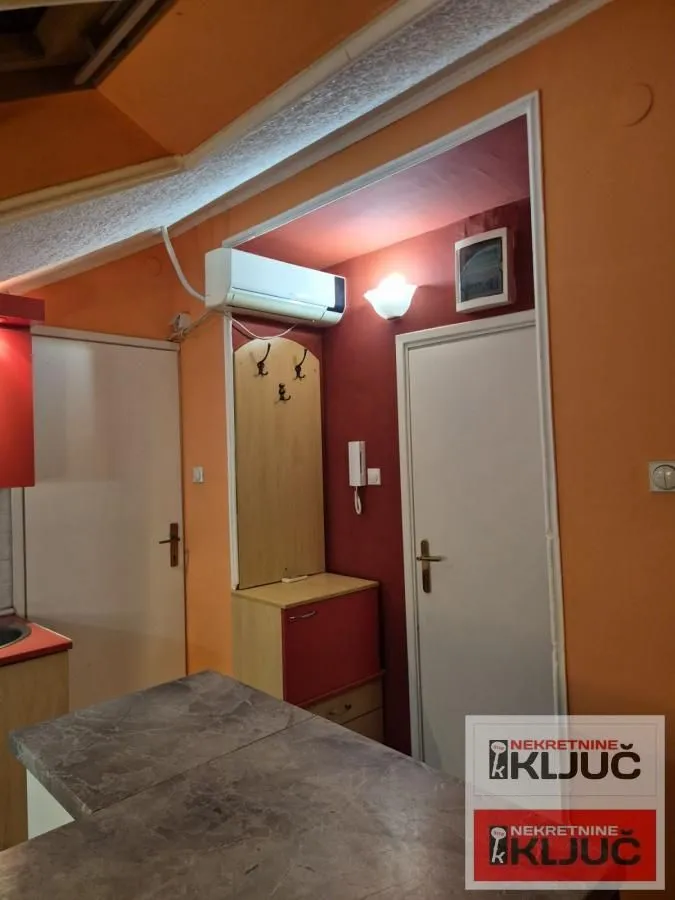 Prodaja, garsonjera, 19m², Novo naselje, Novi Sad
