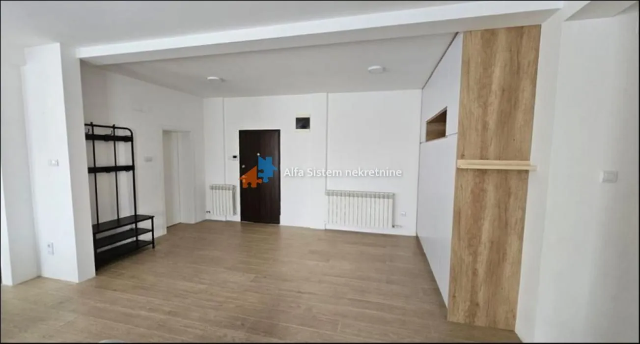 Rent, four bedroom apartment, 160m², Savski Venac, Beograd