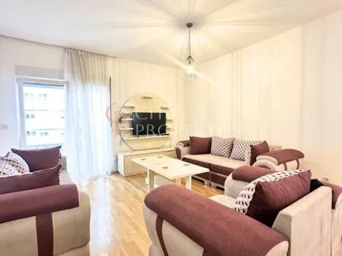 Izdavanje, stan, 72m², Blok 9, Podgorica - image 12