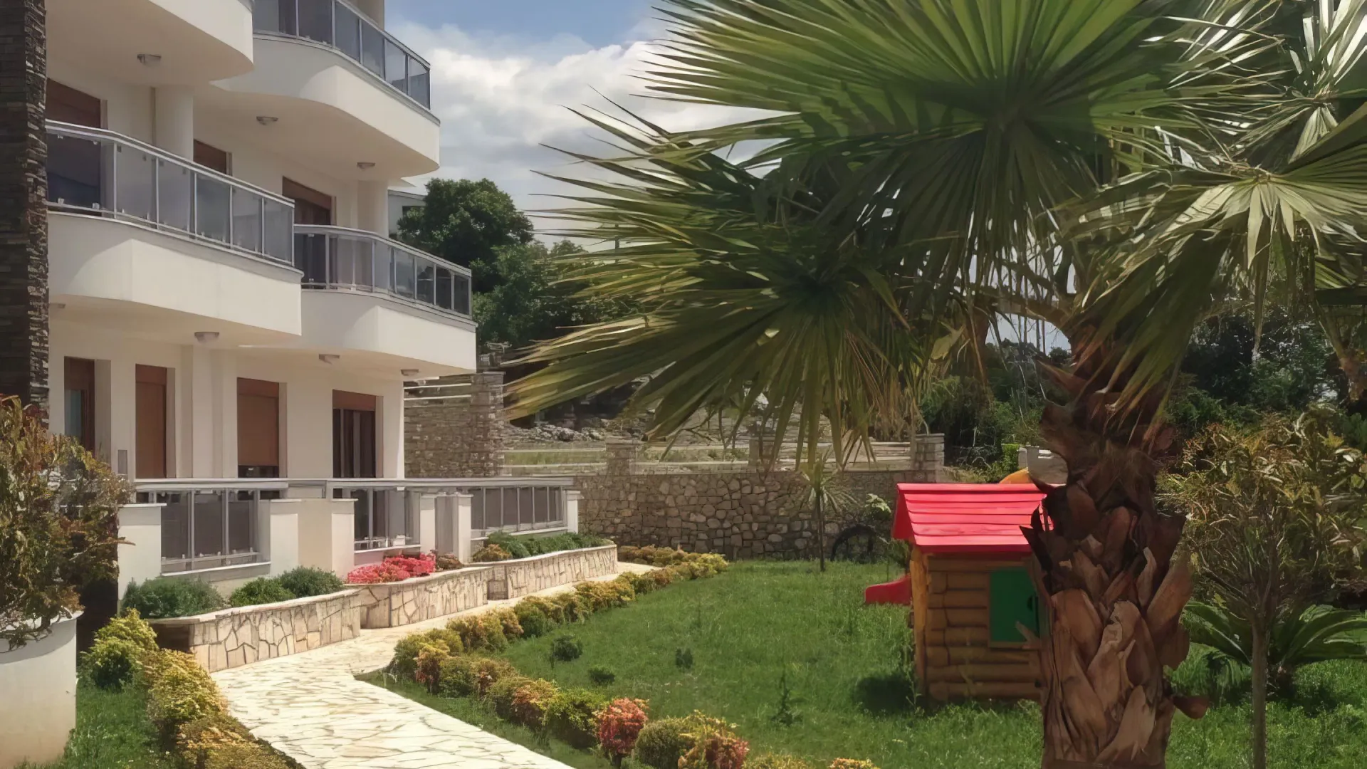 Sale, three bedroom apartment, 241m², Dobre Vode, Bar