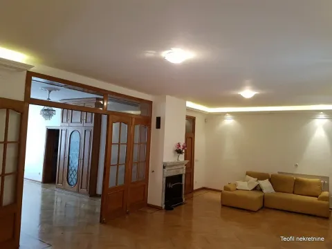 Rent, house, 550m², Senjak, Beograd - image 16