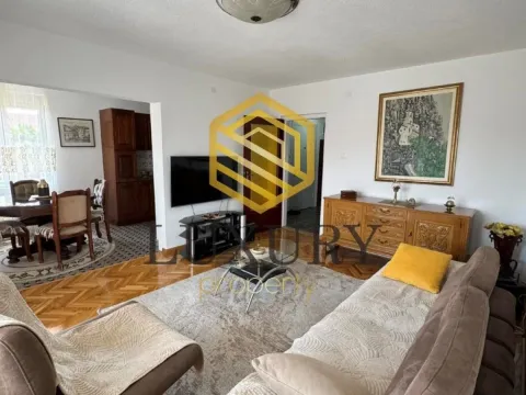 Rent, two bedroom apartment, 65m², Gornja Gorica, Podgorica - image 6