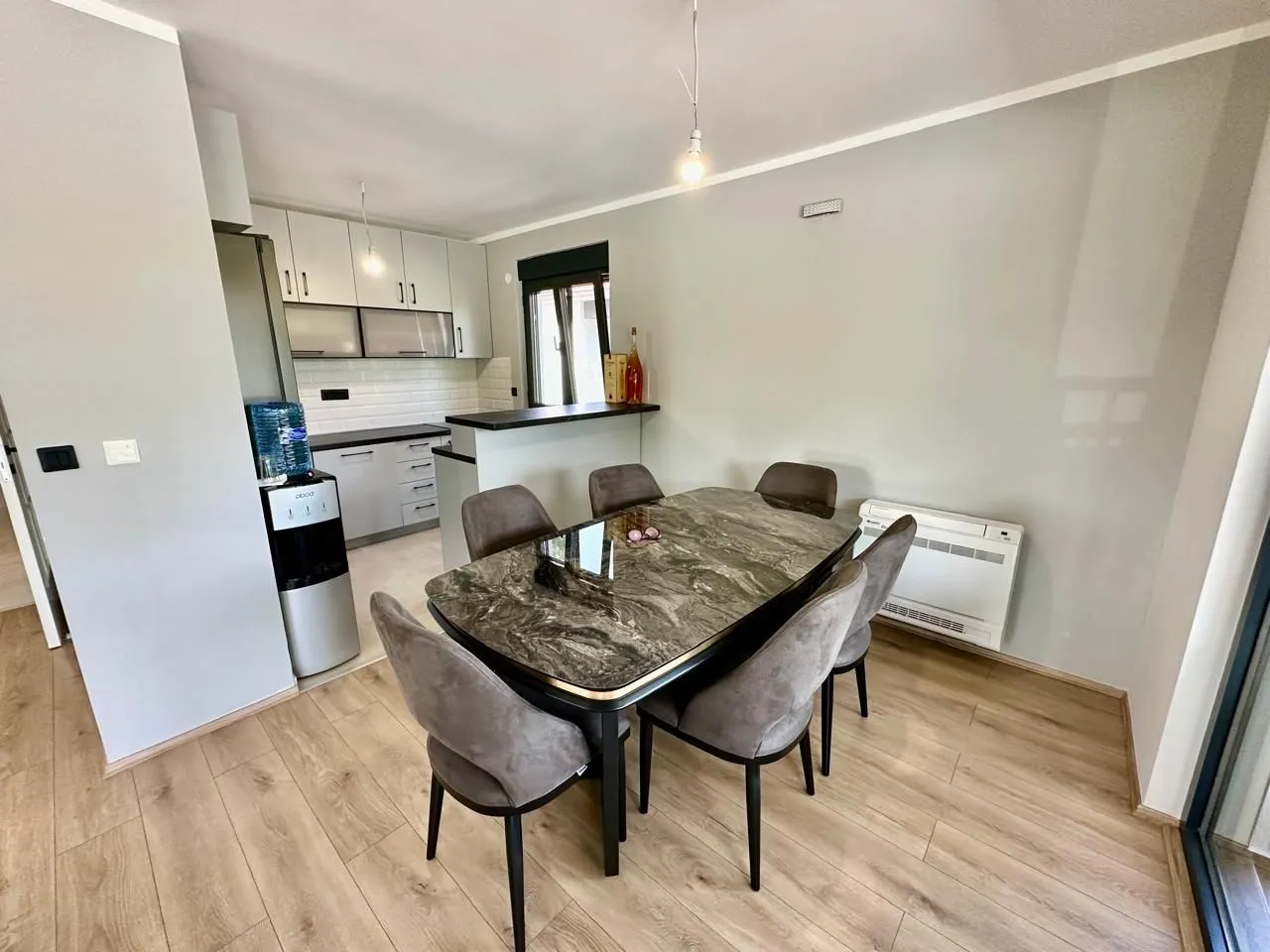 Rent, house, 150m², Pričelje, Podgorica