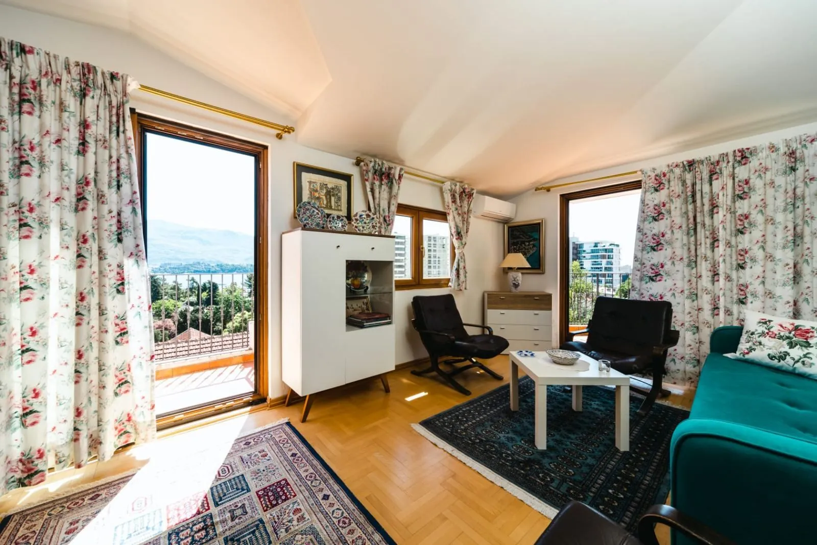 Rent, one bedroom apartment, 47m², Centar, Budva