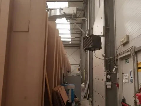 Izdavanje, poslovni prostor, 1400m², Čukarica, Beograd - image 7