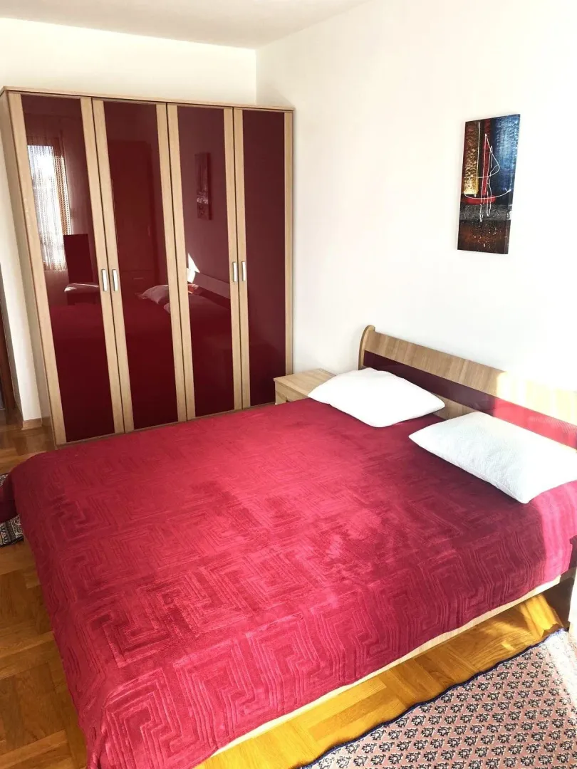 Izdavanje, jednosoban stan, 52m², Preko Morače, Podgorica