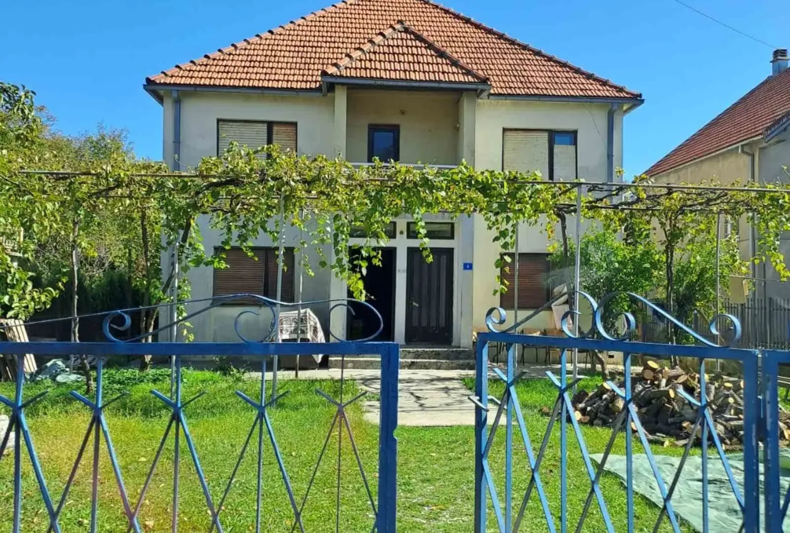 Sale, house, 300m², Centar, Cetinje
