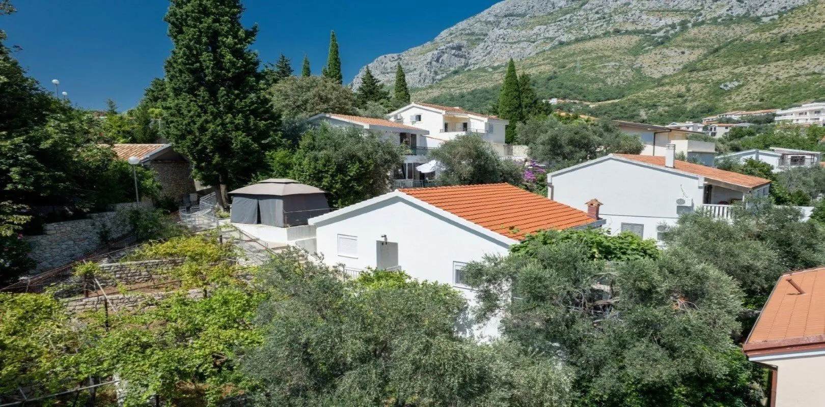 Sale, house, 90m², Rijeka Reževići, Budva