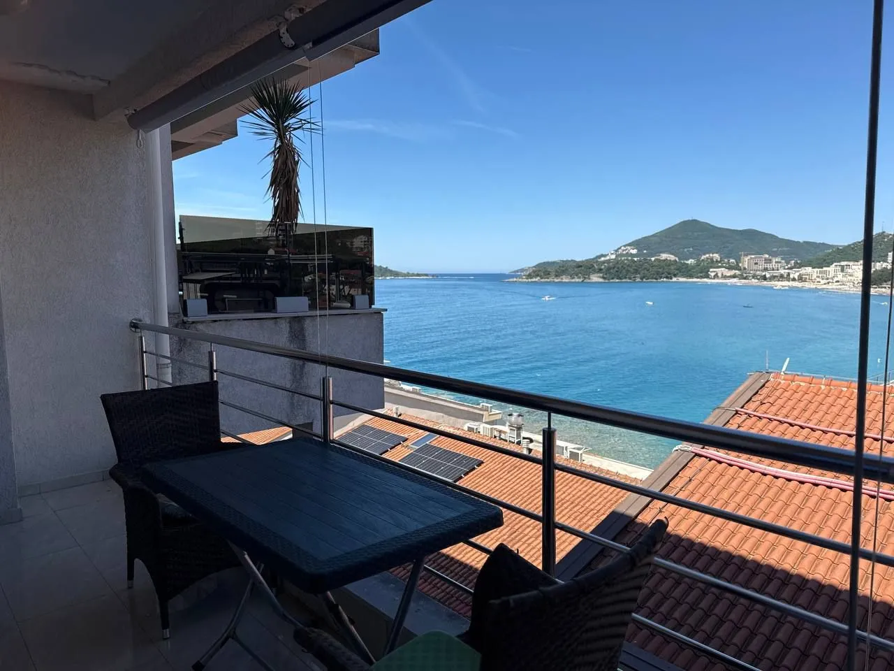 Prodaja, dvosoban stan, 82m², Rafailovići, Budva