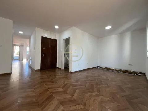 Izdavanje, poslovni prostor, 115m², Sajmište, Novi Sad - image 4